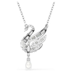 Swan pendant